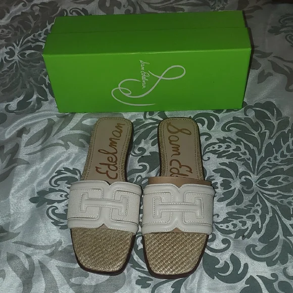 Sam Edelman Women's White and Tan Mules - Picture 1 of 2